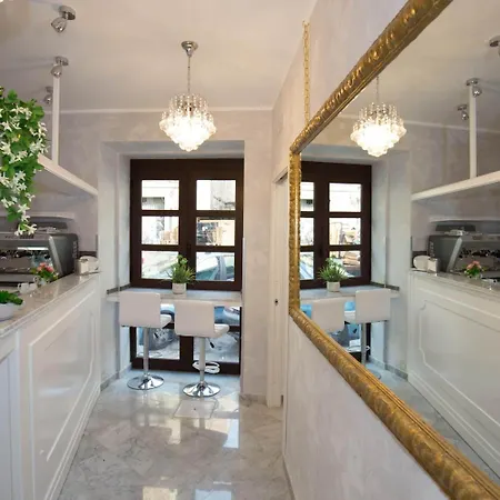 La Serenissima Otel Palermo