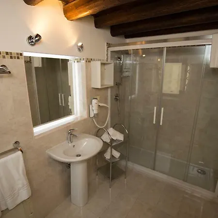 La Serenissima Hotel 3*